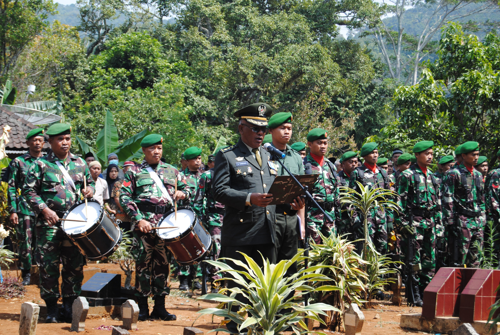 Pemakaman Jenazah Anggota TNI, Letkol Bismi Tambunan : TNI Kehilangan Prajurit Terbaik